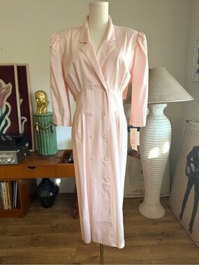 Retro dead stock double-breasted  pink midi jacket dress with power shoulder